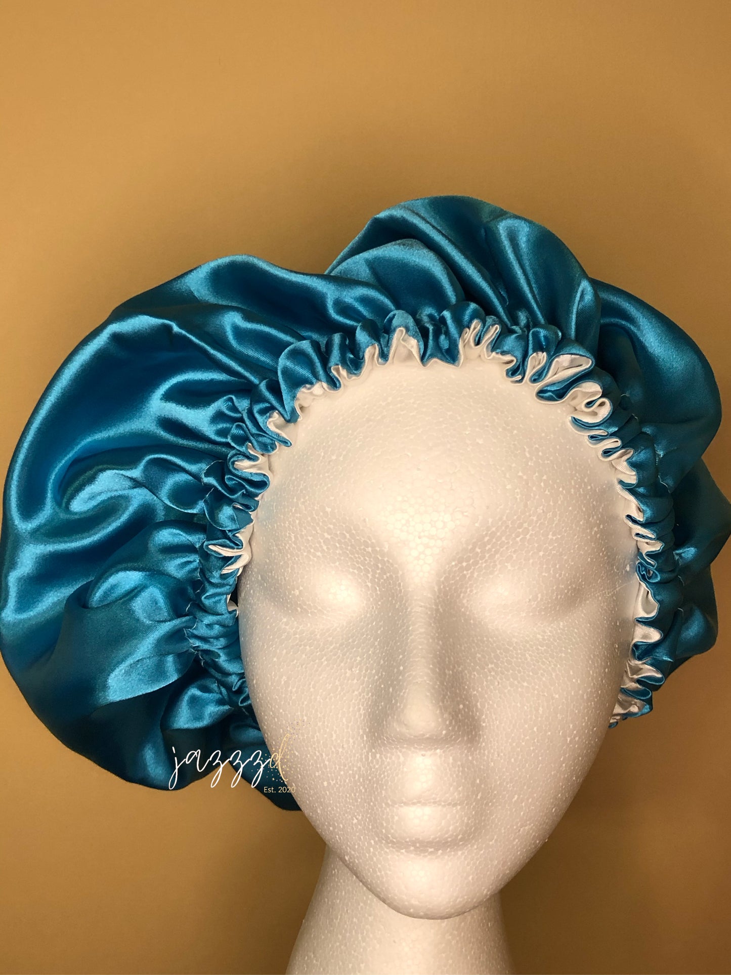 Turquoise Bonnet